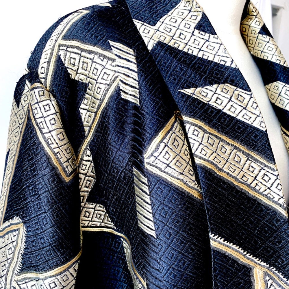 CHICO’s Black and Gold Metallic Geometric Kimono Style Open Coat L - Picture 5 of 10